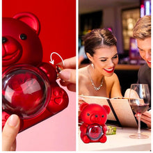 Carregar imagem no visualizador da galeria, O URSO E A ROSA - Colar e Caixa de Joias Surpresa com Urso Giratório