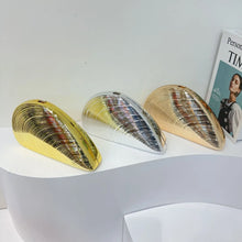 Carregar imagem no visualizador da galeria, Bolsa de Mão Casca de Mexilhão