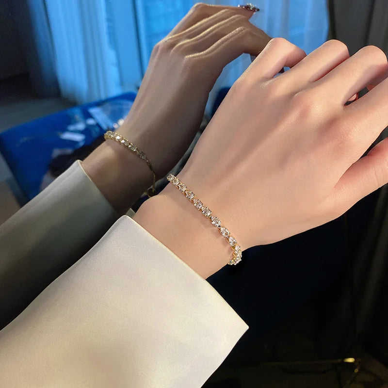 Pulseira Encanto Eterno   Um toque de sofisticação que completa o presente perfeito